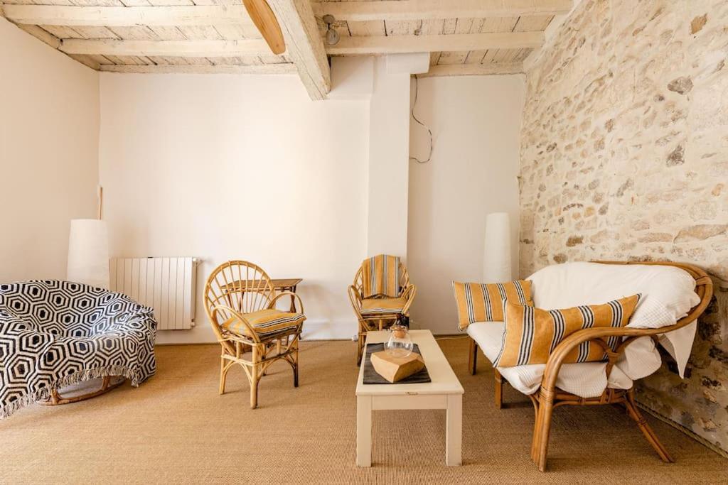 Jolie Maison De Rénovée à 50m Des Arènes Arles